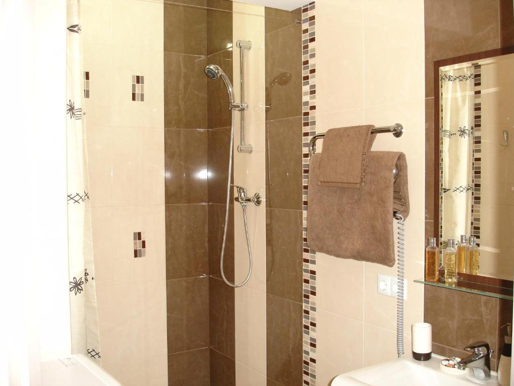 Most City Premium Apartments Dnipro Room photo